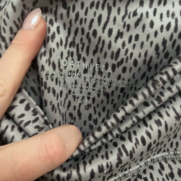 Athleta Salutation 7/8 tights NWT size S - Picture 2 of 6